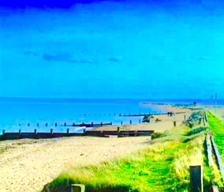 Leysdown-On-Sea Saddlebrook Holiday Park 3 Bedroom Brick Built Chalet Bungalow Esterno foto